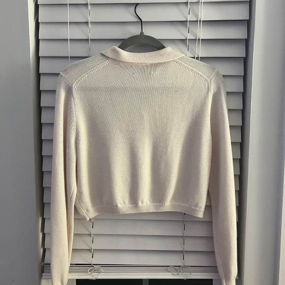 Aritzia Cropped Collar Cardigan NEVER WORN - Picture 3 of 3